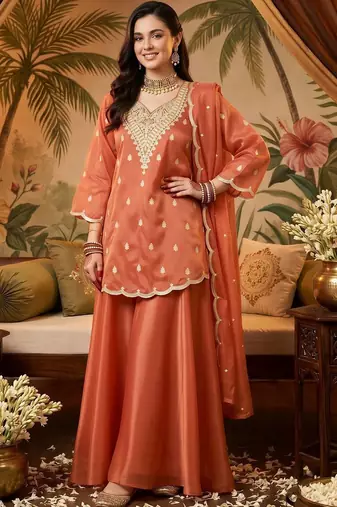 women ethnic motifs embroidered regular kurta with sharara & with dupatta