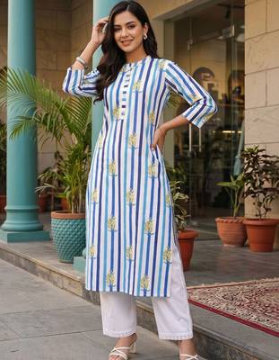 women printed regular cotton kurta with trousers 3