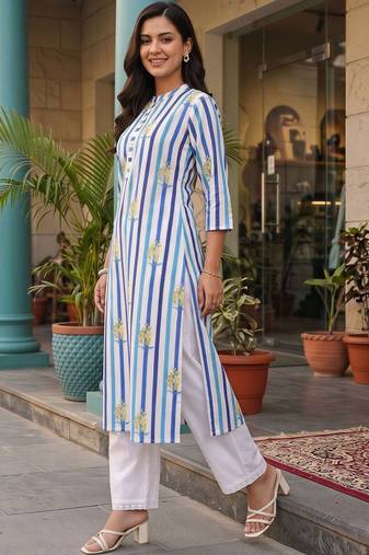 women printed regular cotton kurta with trousers
