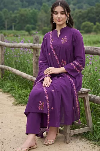 women ethnic motifs embroidered regular thread work cotton kurta with trousers & with dupatta