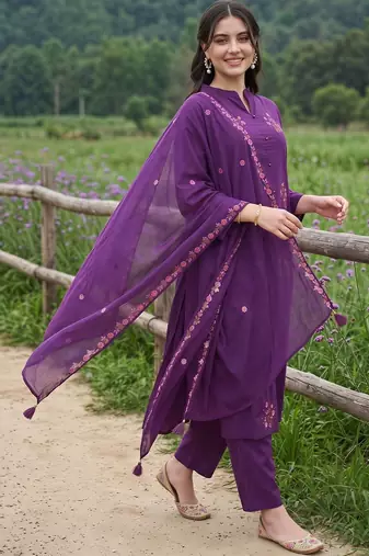 women ethnic motifs embroidered regular thread work cotton kurta with trousers & with dupatta
