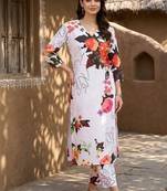 women floral printed regular kurta with trousers
