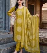 women ethnic motifs printed regular cotton kurta with trousers & with dupatta
