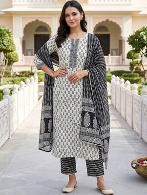women ethnic motifs printed regular cotton kurta with trousers & with dupatta 1