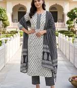 women ethnic motifs printed regular cotton kurta with trousers & with dupatta