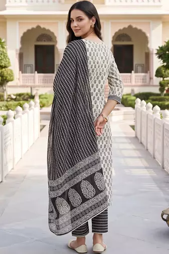 women ethnic motifs printed regular cotton kurta with trousers & with dupatta