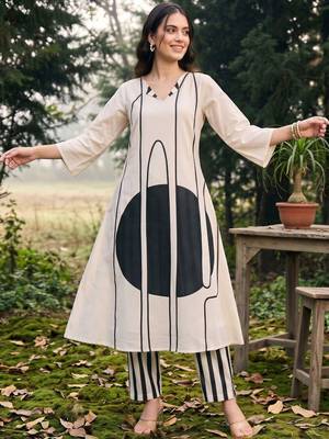 women printed regular cotton kurta with trousers 1