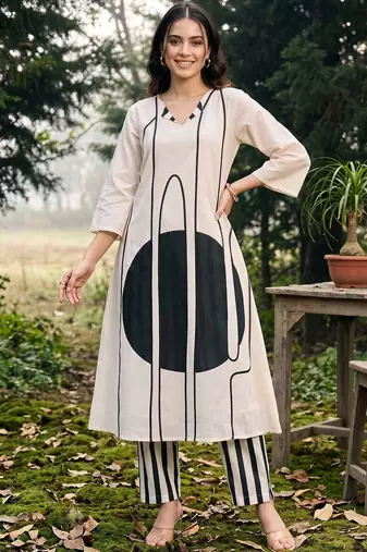 women printed regular cotton kurta with trousers
