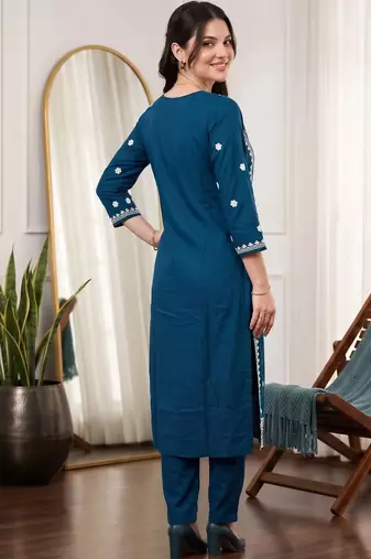 women ethnic motifs embroidered regular thread work kurta with trousers