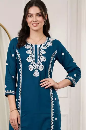 women ethnic motifs embroidered regular thread work kurta with trousers