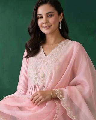 women ethnic motifs embroidered empire thread work liva kurta with trousers & with dupatta 3