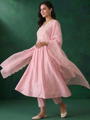 women ethnic motifs embroidered empire thread work liva kurta with trousers & with dupatta 4