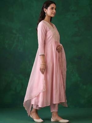women ethnic motifs embroidered empire thread work liva kurta with trousers & with dupatta 5