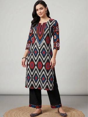 women printed regular cotton kurta with palazzos 2