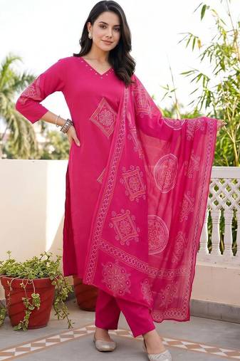 women ethnic motifs printed regular cotton kurta with trousers & with dupatta