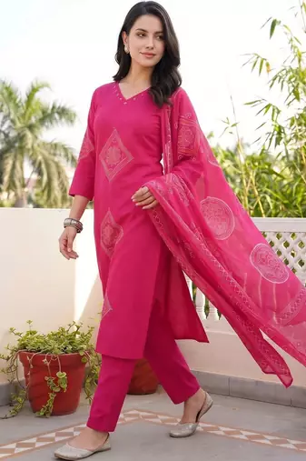 women ethnic motifs printed regular cotton kurta with trousers & with dupatta