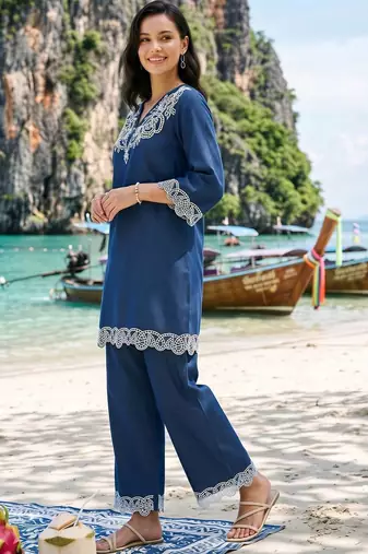 women ethnic motifs embroidered regular thread work linen kurta with trousers
