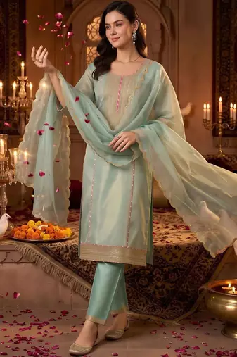 women ethnic motifs embroidered regular kurta with trousers & with dupatta
