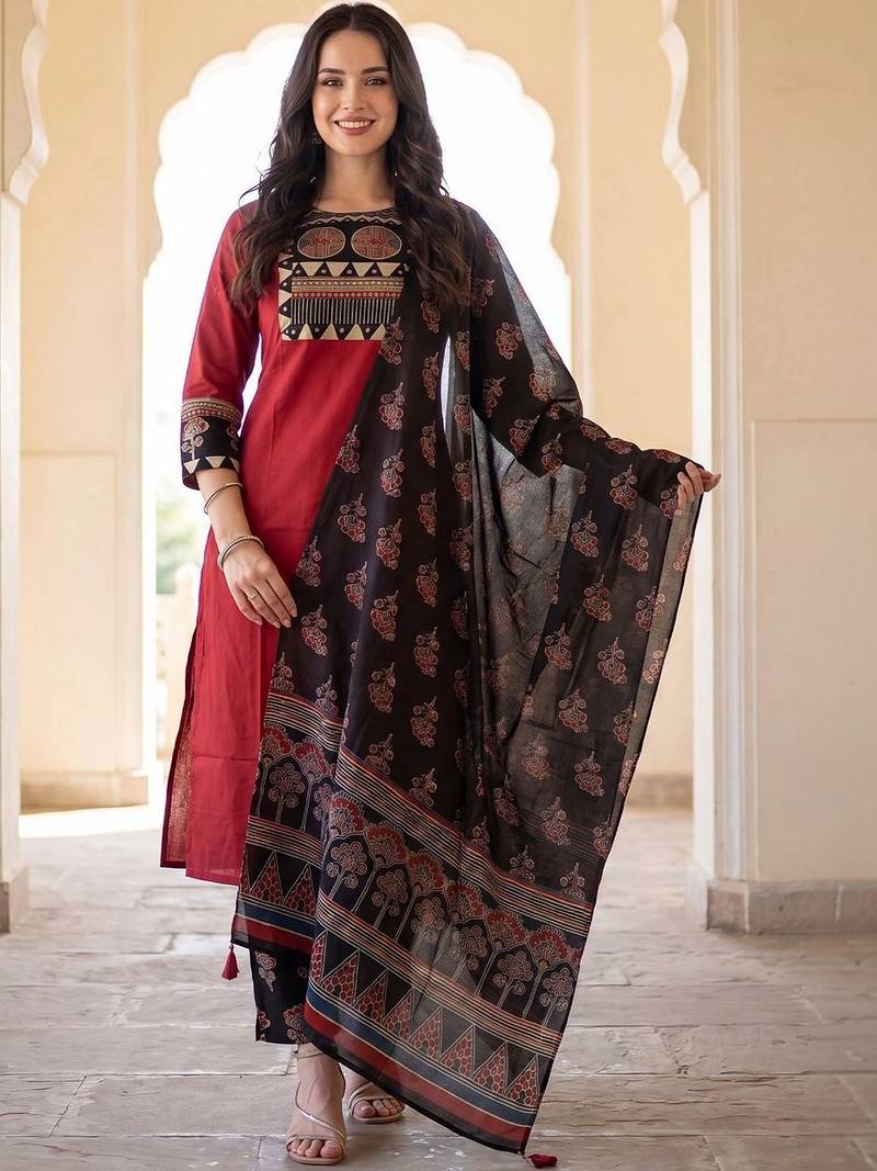 women ethnic motifs yoke design regular cotton kurta with palazzos & with dupatta