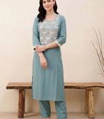women ethnic motifs embroidered regular thread work kurta with trousers