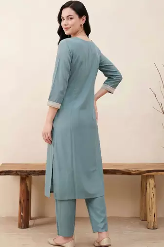 women ethnic motifs embroidered regular thread work kurta with trousers