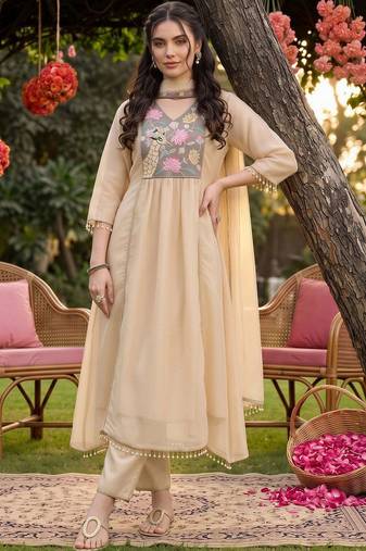 women floral embroidered empire thread work kurta with trousers & with dupatta
