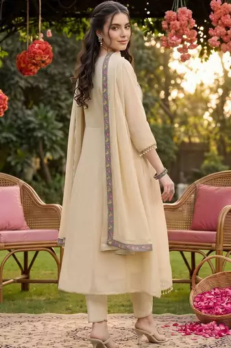 women floral embroidered empire thread work kurta with trousers & with dupatta