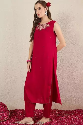 women embroidered regular thread work kurta with trousers