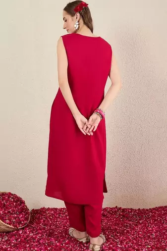 women embroidered regular thread work kurta with trousers