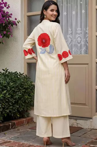women floral printed regular cotton kurta with palazzos
