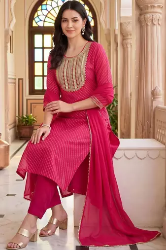 women regular kurta with trousers & with dupatta