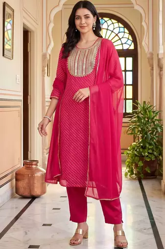 women regular kurta with trousers & with dupatta