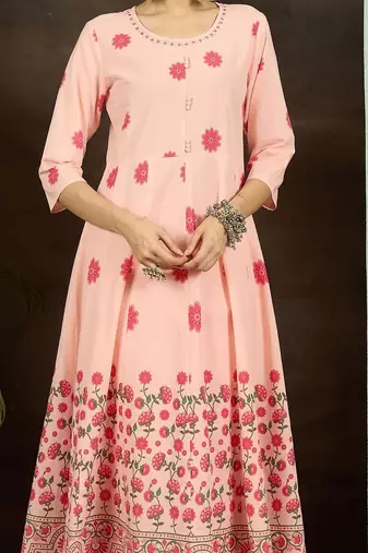 women floral printed regular cotton kurta with trousers & with dupatta