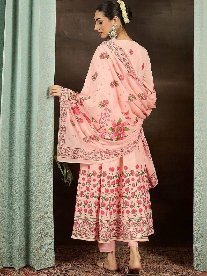 women floral printed regular cotton kurta with trousers & with dupatta
