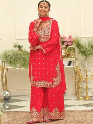 women ethnic motifs embroidered regular thread work kurta with palazzos & with dupatta 3