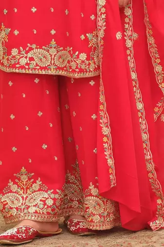 women ethnic motifs embroidered regular thread work kurta with palazzos & with dupatta