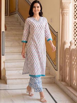 women ethnic motifs printed regular cotton kurta with palazzos 1