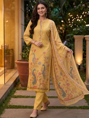women ethnic motifs printed regular linen kurta with trousers & with dupatta 1