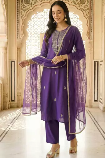 women ethnic motifs embroidered regular thread work kurta with trousers & with dupatta