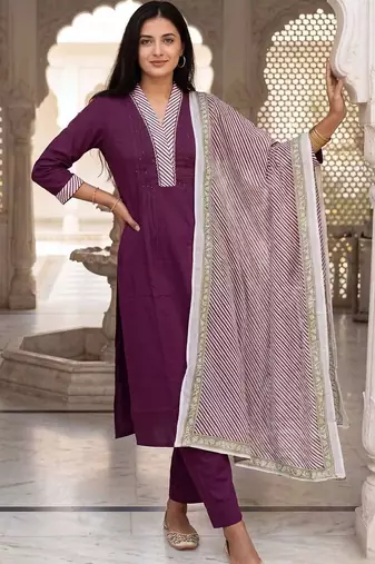 women regular cotton kurta with trousers & with dupatta