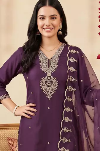 women ethnic motifs embroidered regular thread work kurta with trousers & with dupatta