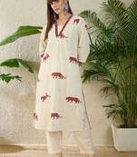 women animal printed regular thread work cotton kurta with trousers