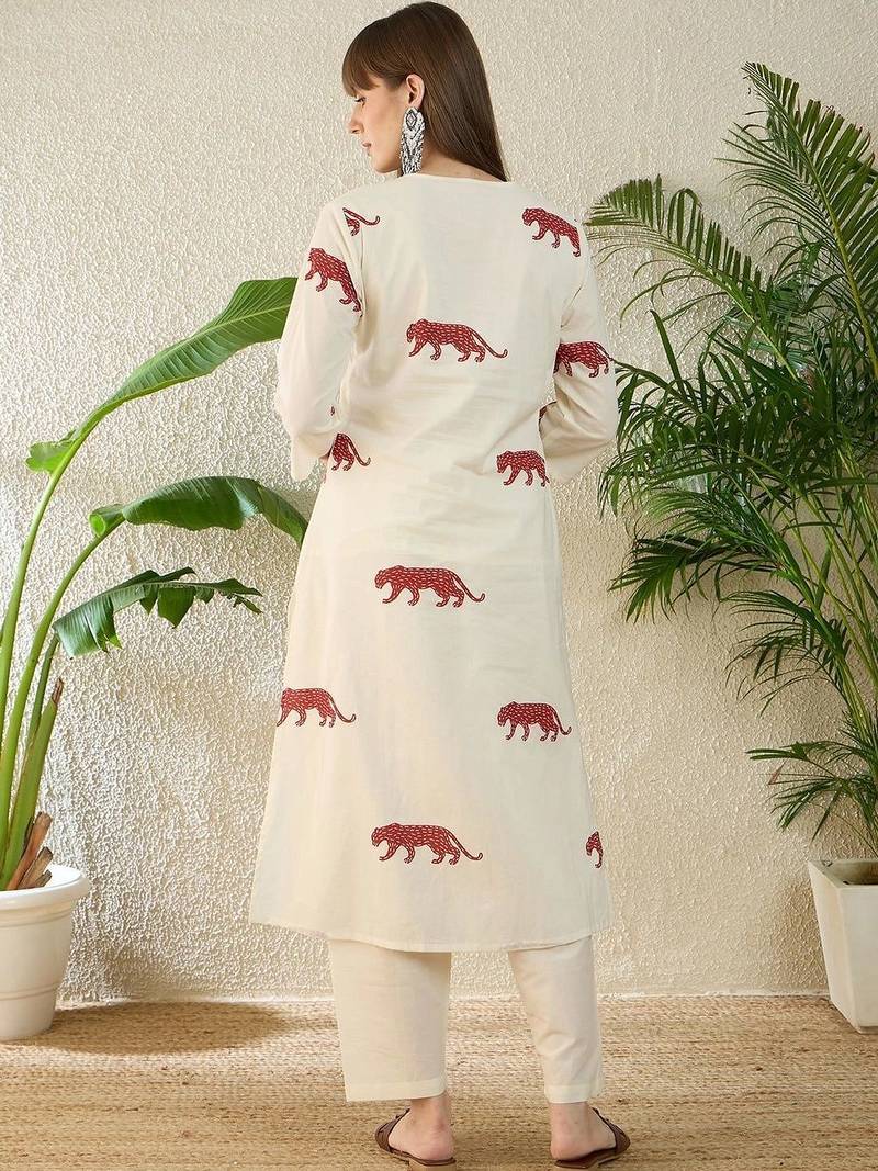 women animal printed regular thread work cotton kurta with trousers