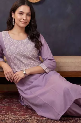 women ethnic motifs embroidered regular thread work kurta with trousers