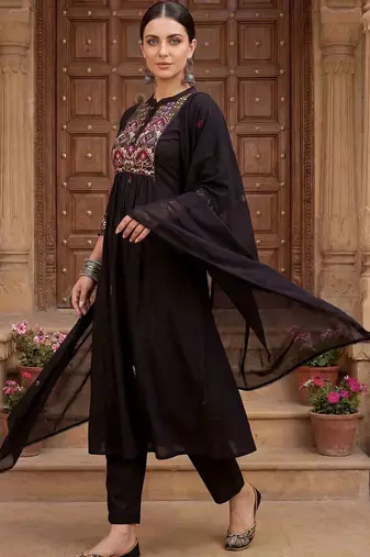 women ethnic motifs embroidered empire thread work cotton kurta with trousers & with dupatta