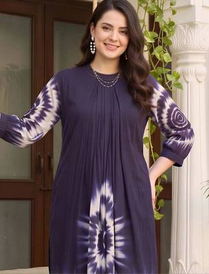 women dyed regular cotton kurta with trousers 5