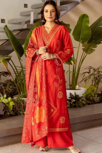 women ethnic motifs embroidered regular thread work kurta with palazzos & with dupatta
