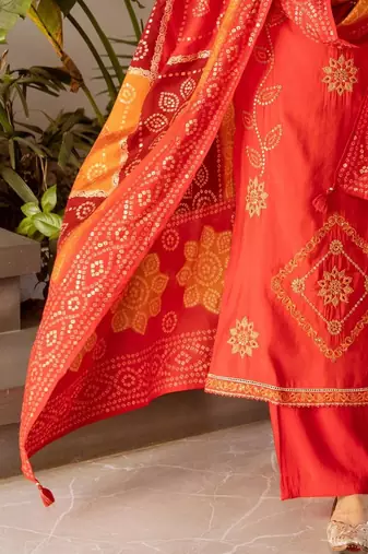 women ethnic motifs embroidered regular thread work kurta with palazzos & with dupatta