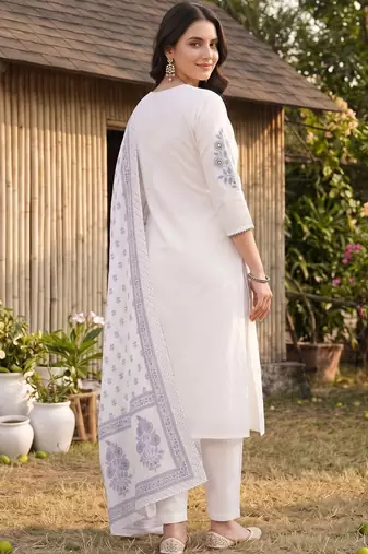 women ethnic motifs printed regular cotton kurta with trousers & with dupatta