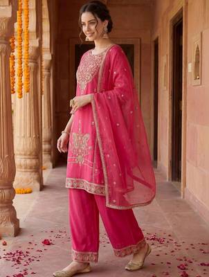 women ethnic motifs embroidered regular kurta with palazzos & with dupatta 3
